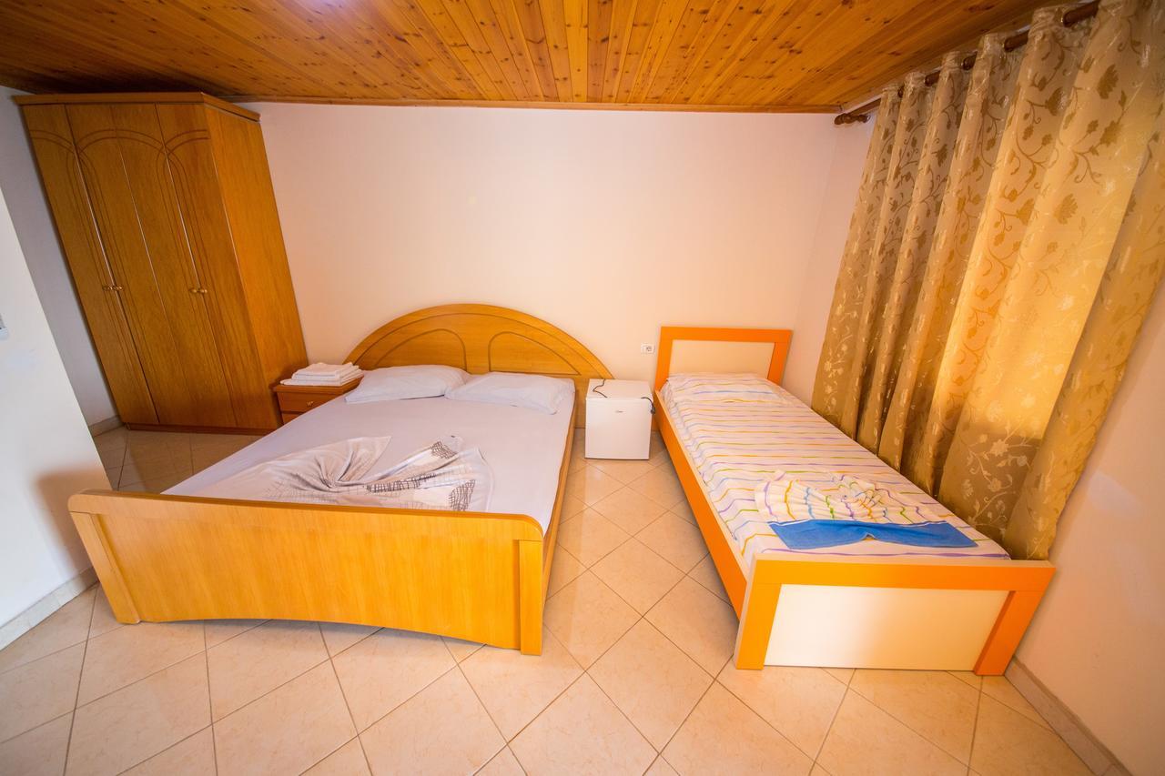 Isi Rooms Vlorë Εξωτερικό φωτογραφία